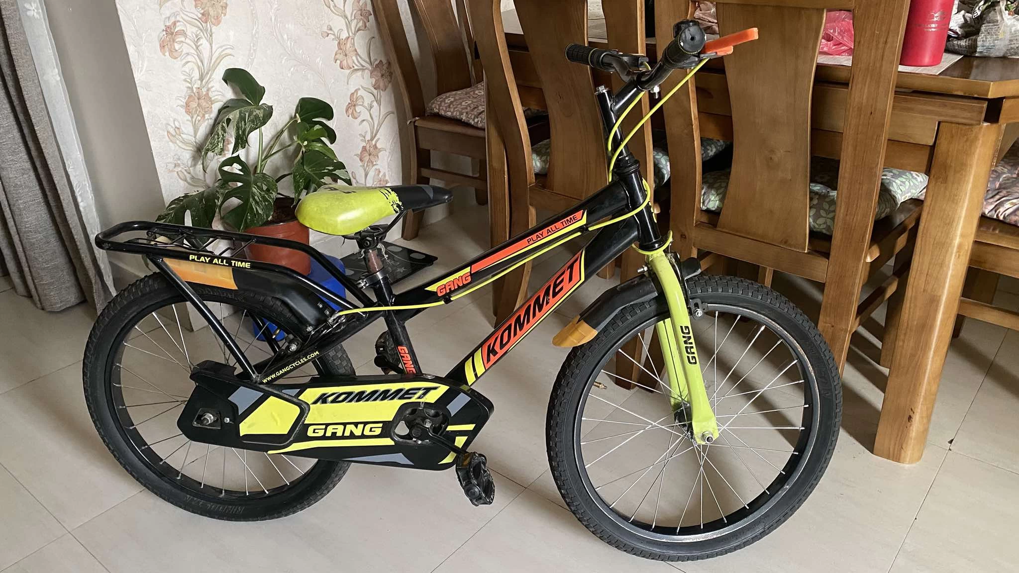 Kommet kid bicycle