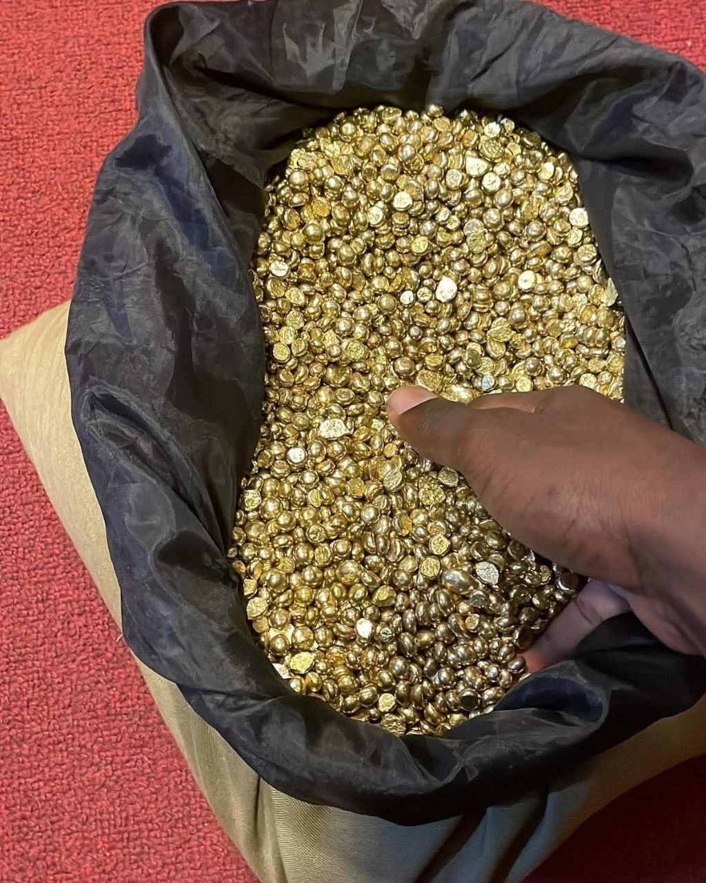 We offer Gold Bars and Gold Nuggets