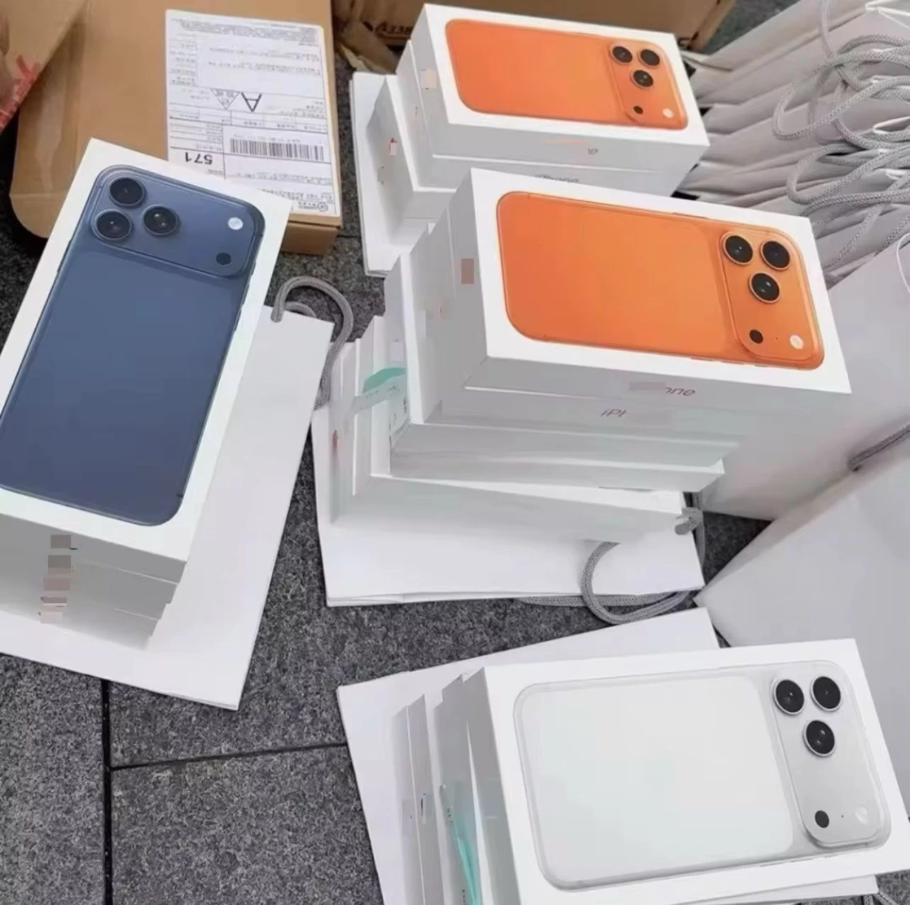Apple IPhone 17 Pro Max 256GB/512GB UNLOCKED